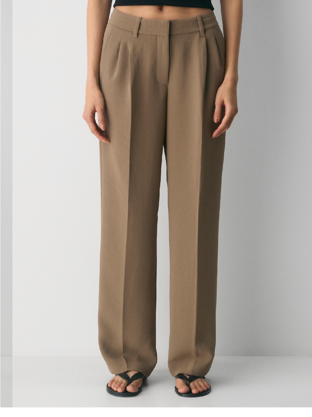Aritzia The Effortless Pants Size 0 Short
